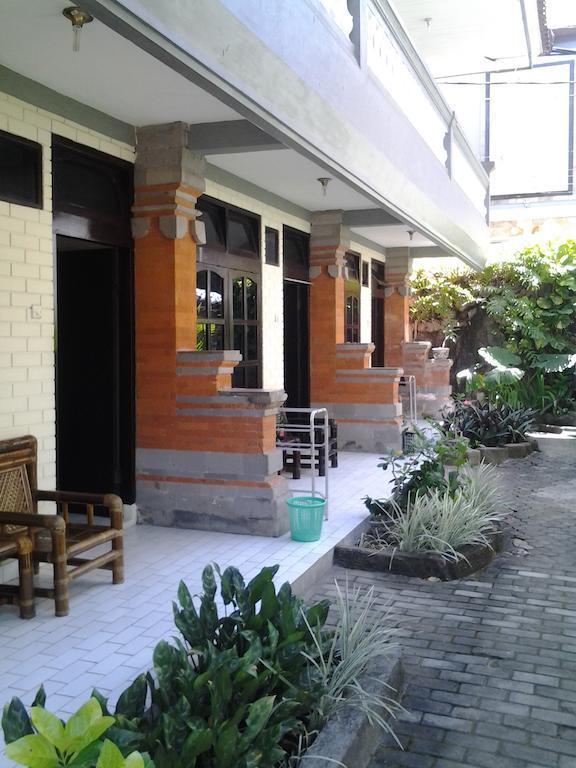 Mahendra Beach Inn Kuta Lombok Pokoj fotografie